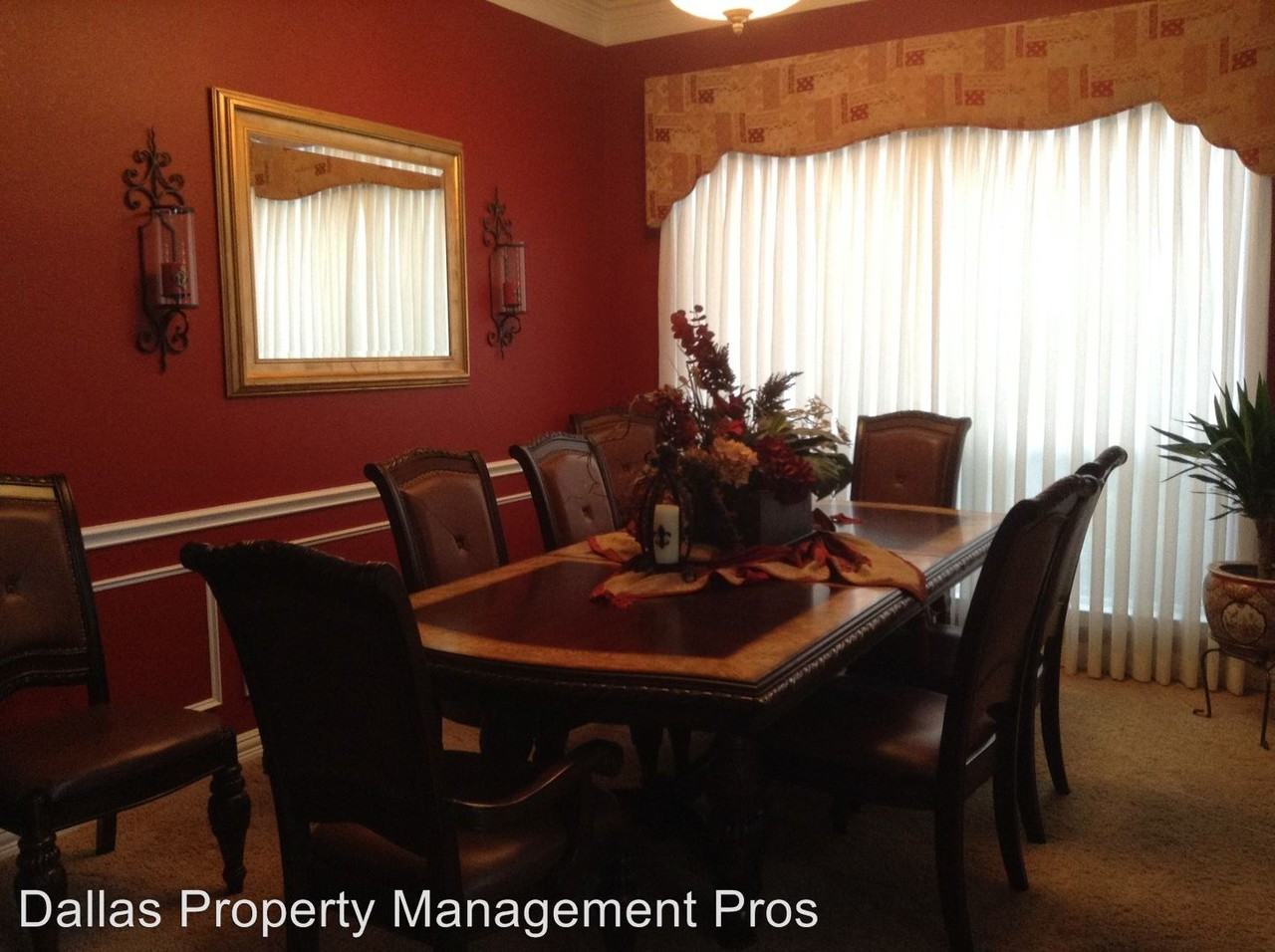 6725 Waterway Ct - Photo 3 of 4