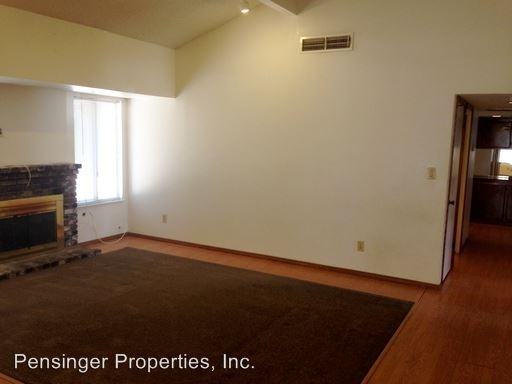 6832 Shelby Loop - Photo 2 of 12