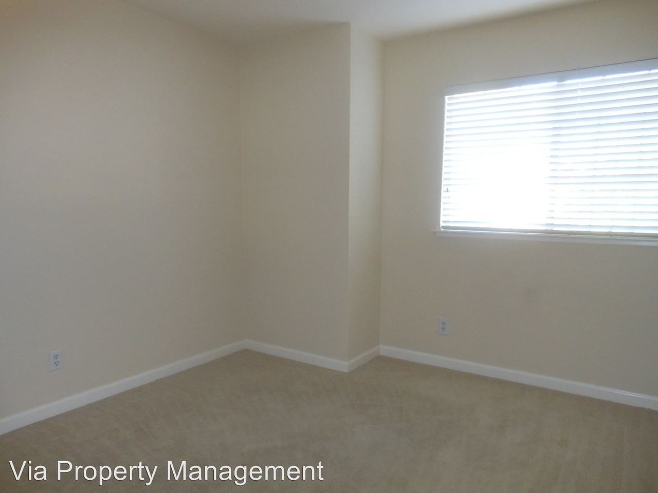 2066 Eilene Dr - Photo 2 of 12