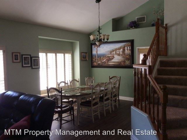 9070 Hunter Pass - Photo 3 of 20