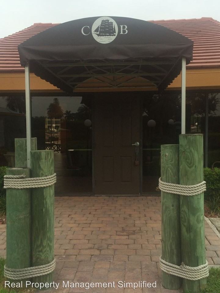 4703 SE 17th Pl - Photo 2 of 22