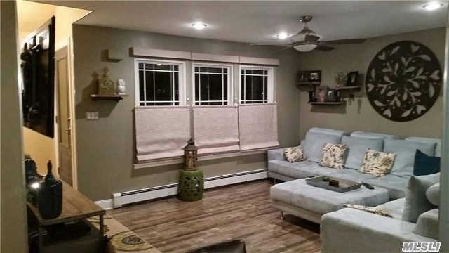 49 Raynor Rd - Photo 3 of 13