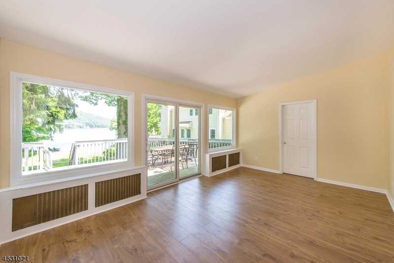 41 Cedar Lake E - Photo 3 of 15