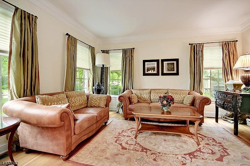 24 Sterling Ave - Photo 3 of 25