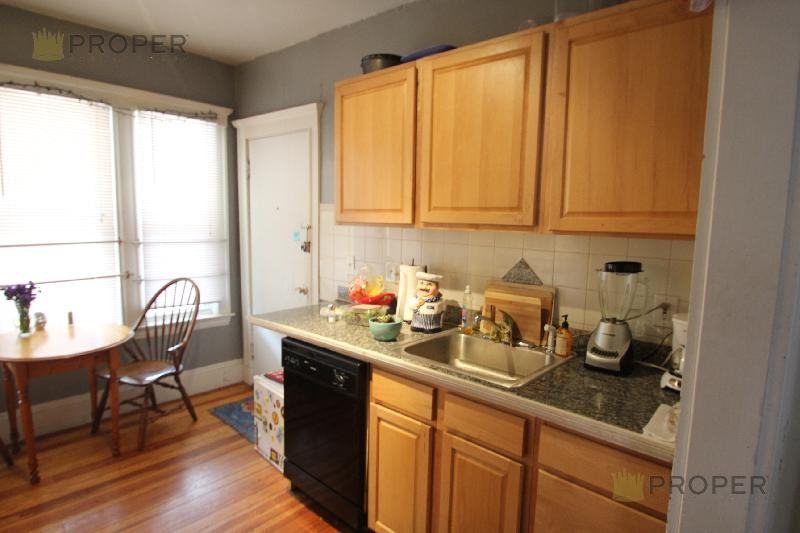 60 Quint Ave #1 - Photo 3 of 8