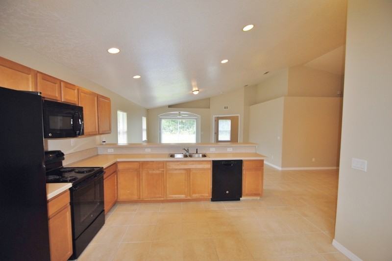 1939 Windbrook Dr - Photo 2 of 13