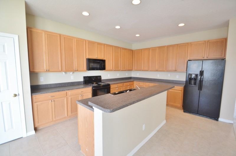 3047 Anquilla Ave - Photo 2 of 10