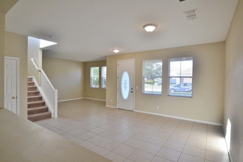 3047 Anquilla Ave - Photo 3 of 10