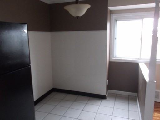 421 N Gilmore St - Photo 2 of 15