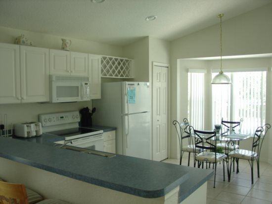 224 Tivoli Cir - Photo 3 of 7