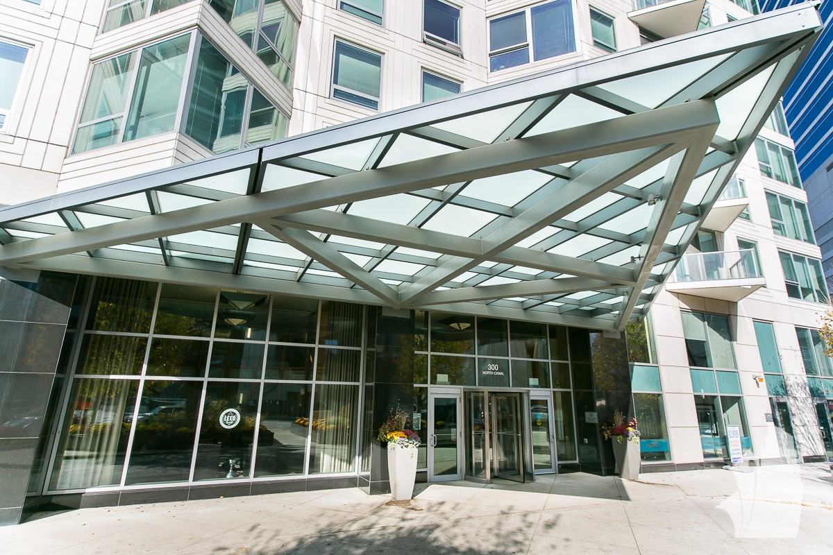 300 North Canal Street #3306