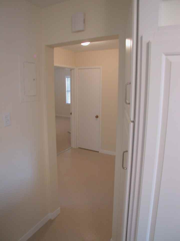 6626 Telegraph Avenue - Photo 3 of 9