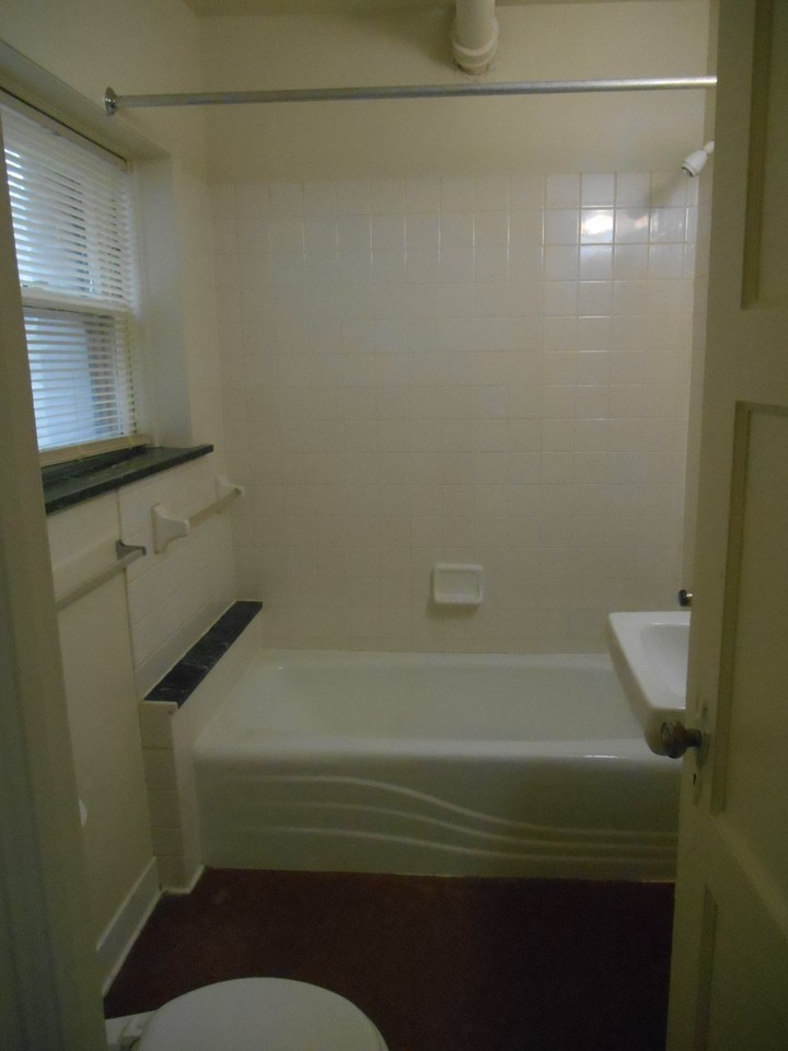 902 Grand Avenue #B3 - Photo 7 of 11