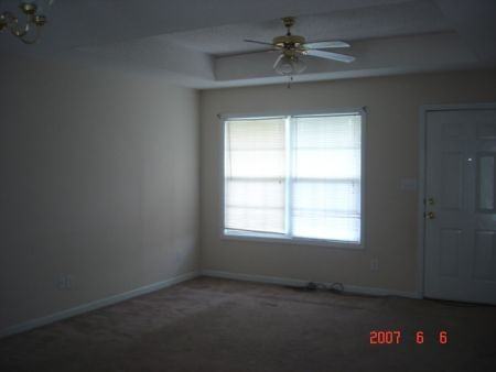 998 Bobcat Drive - Photo 2 of 10