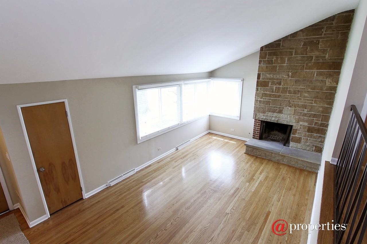 411 E Atwater Ave - Photo 3 of 15