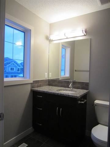 2395 Sparrow Cres NW - Photo 2 of 8