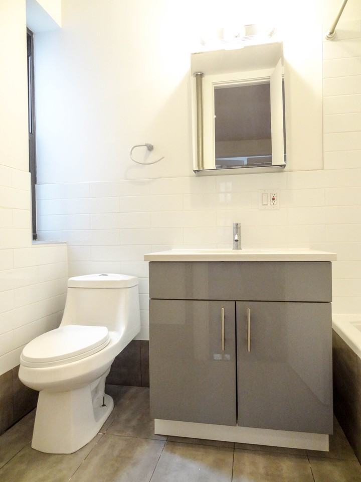 410 Eastern Parkway #4