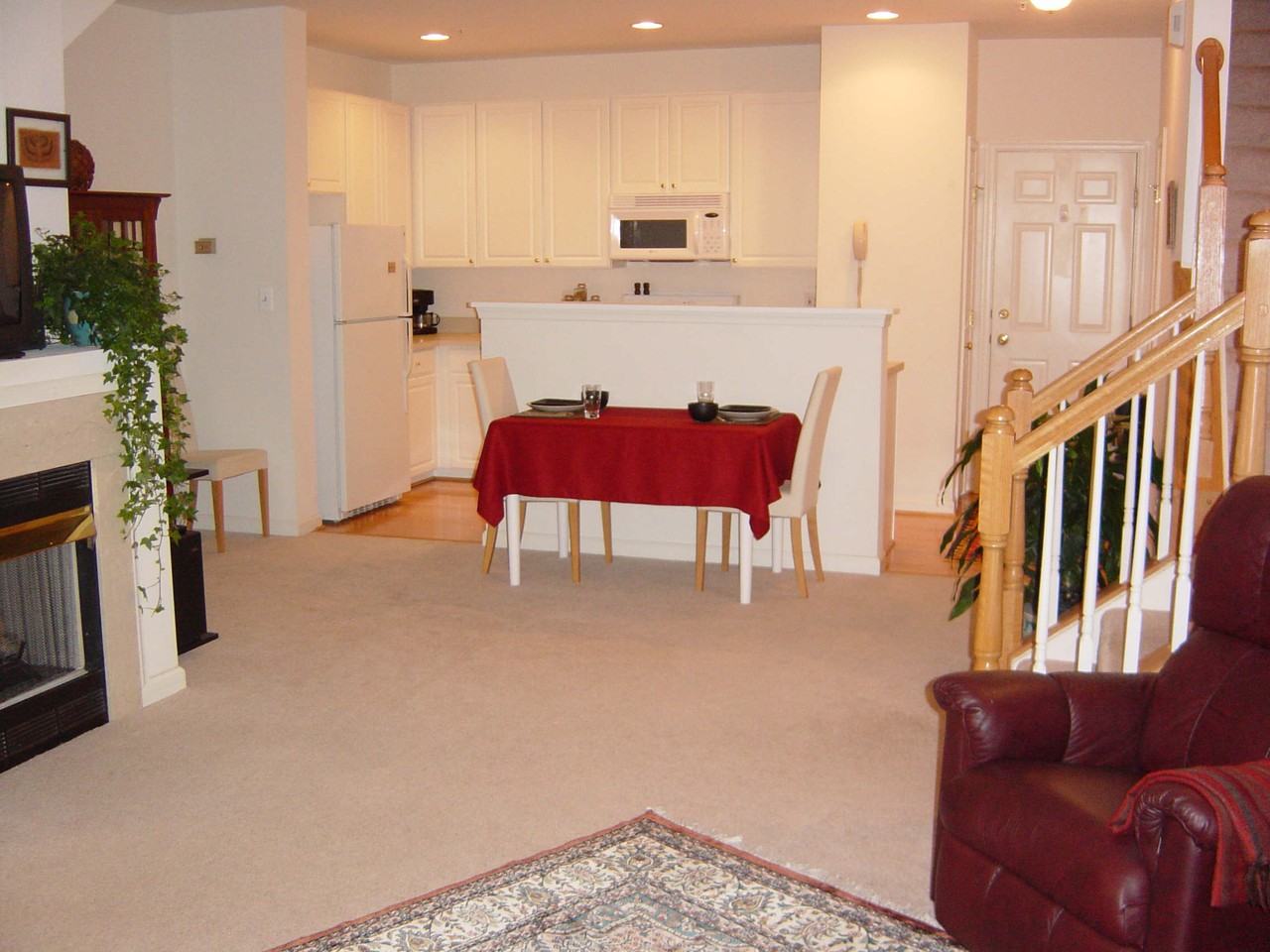 191 Martin Lane - Photo 2 of 14