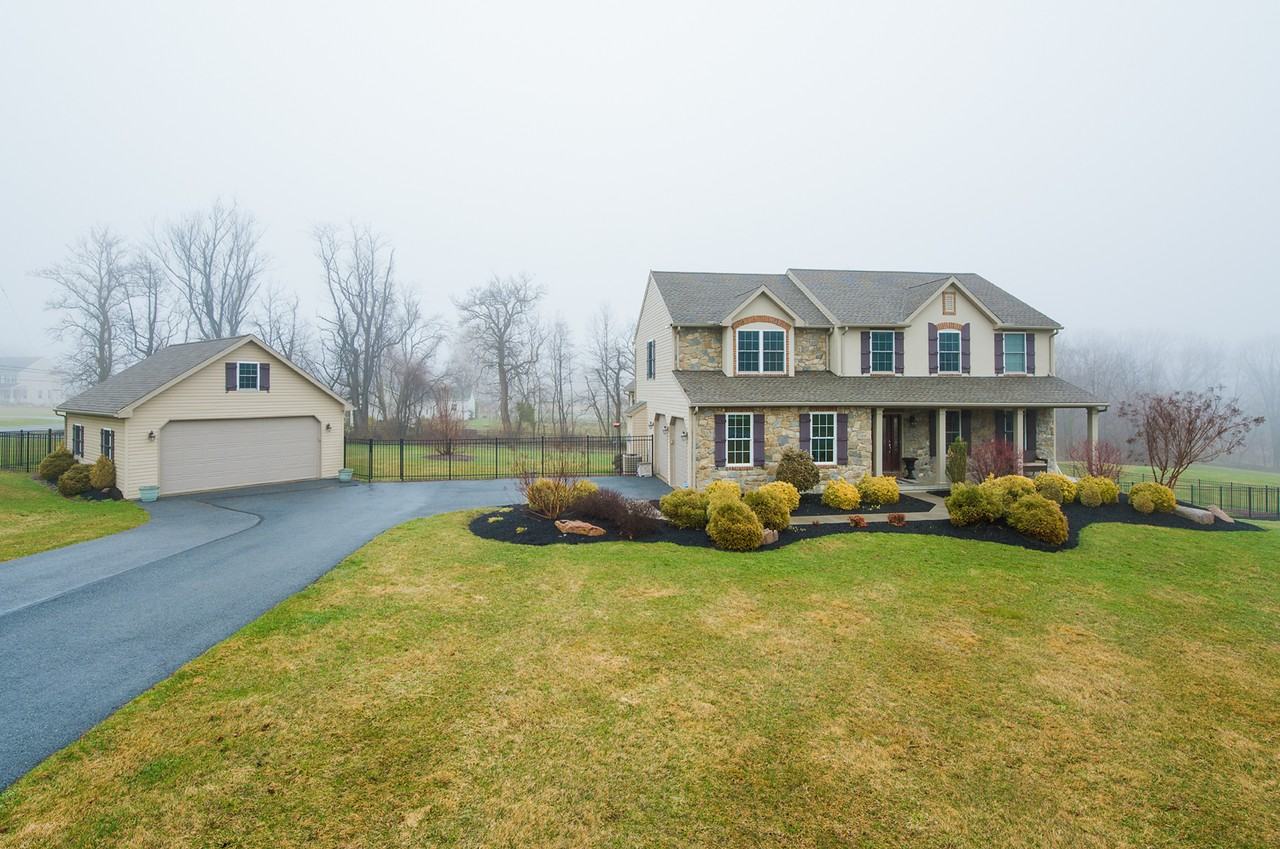 11 Black Bear Run - Photo 2 of 25