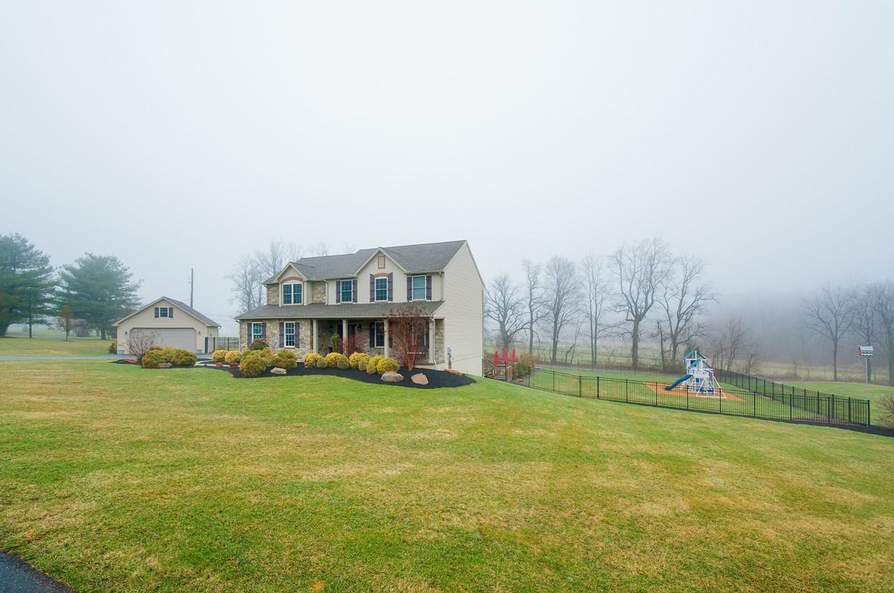 11 Black Bear Run - Photo 3 of 25