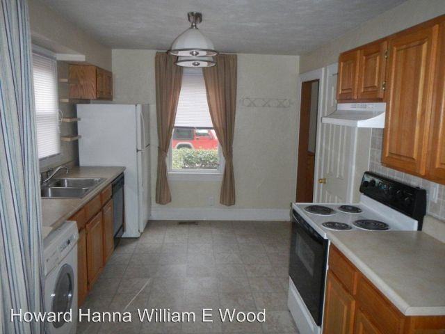 1246 Picadilly St - Photo 3 of 9