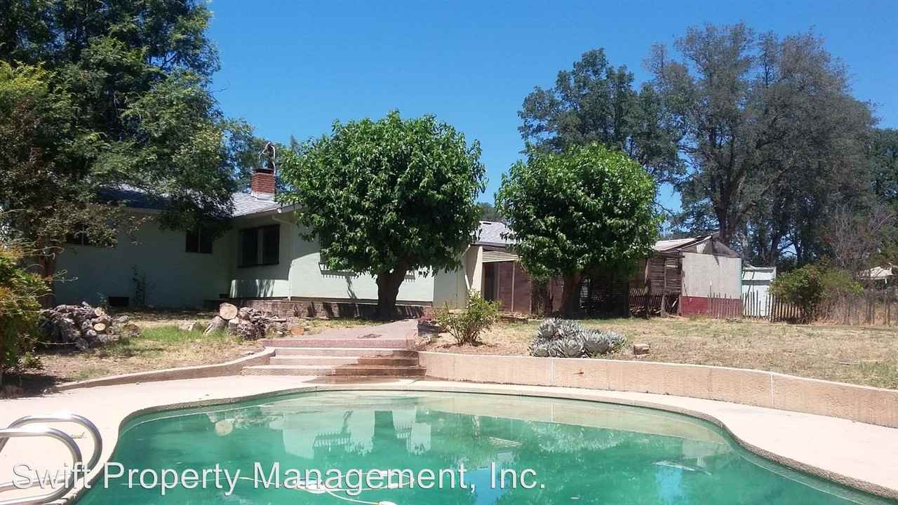 22455 Boyle Ln - Photo 2 of 22