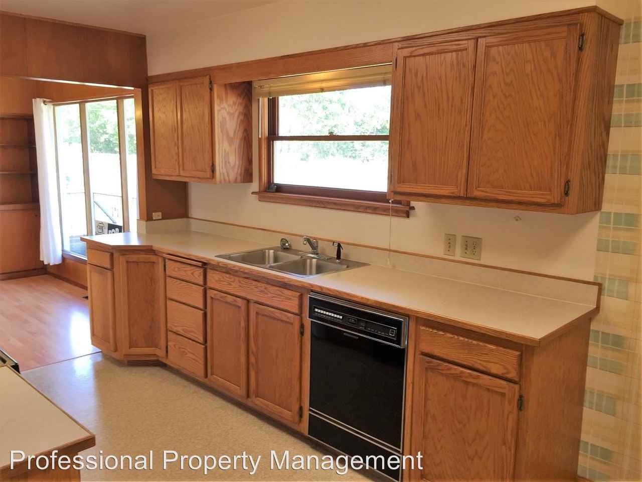 1448 Main St - Photo 2 of 20