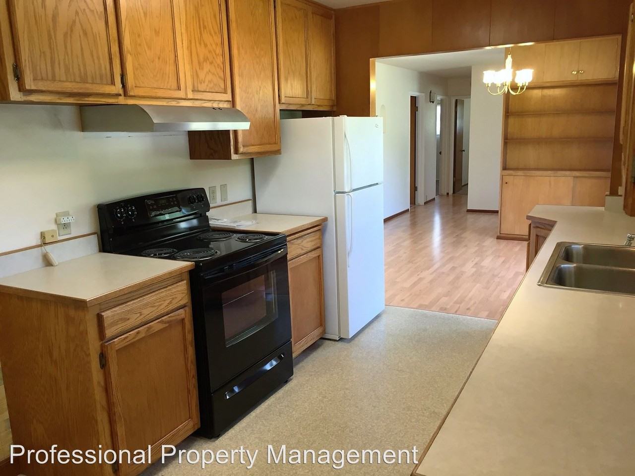 1448 Main St - Photo 3 of 20