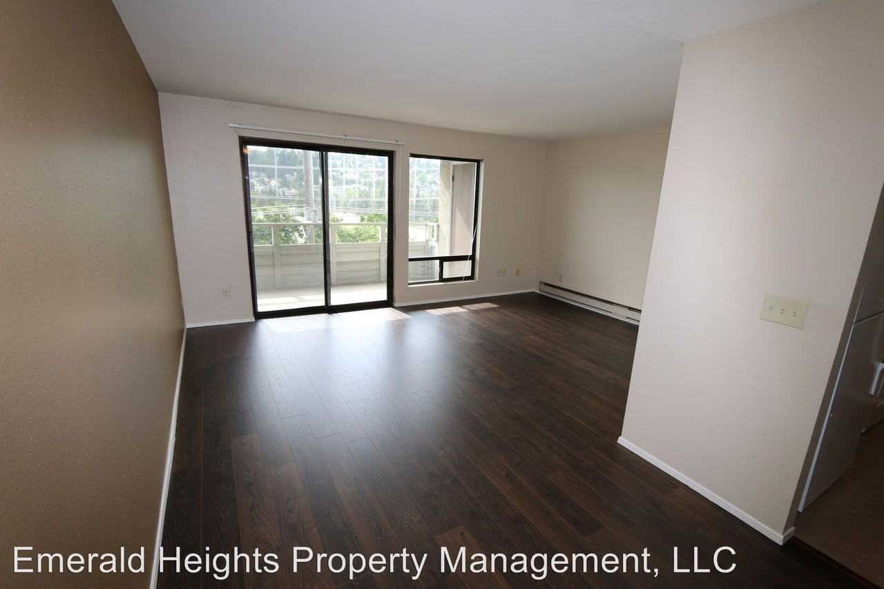 2820 15th Ave. W. - Photo 3 of 18