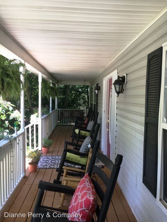 905 Bayshore Dr - Photo 2 of 22