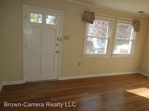 10 Sydnor St - Photo 2 of 9