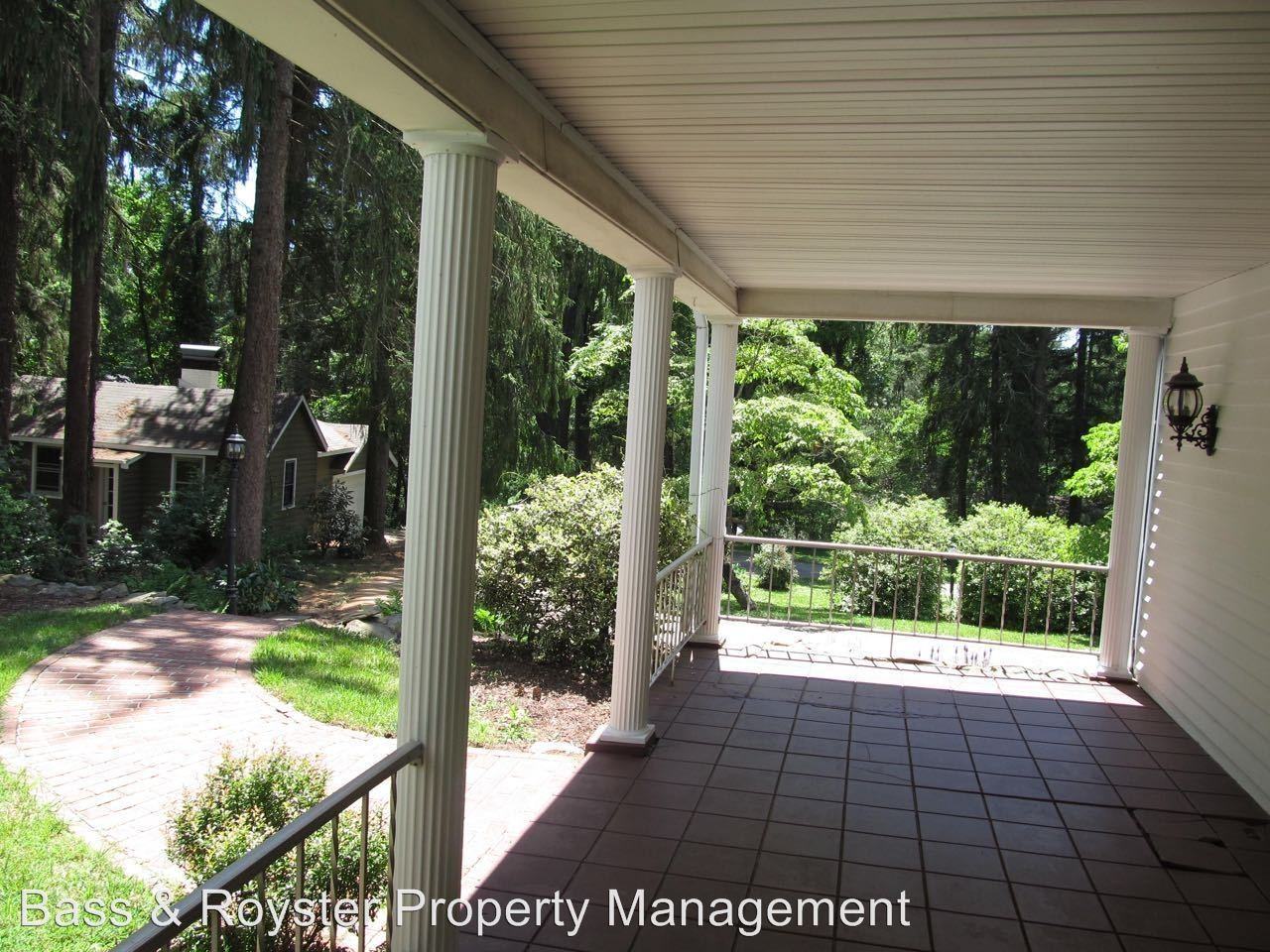 310 Vanderbilt Rd - Photo 2 of 32