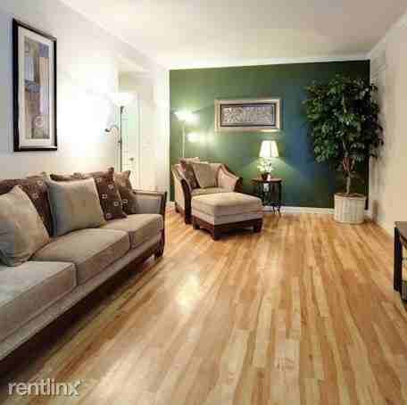 Woodland Park @ Westheimer - Photo 2 of 11