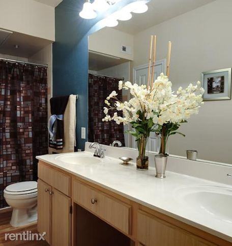 Woodland Park @ Westheimer - Photo 3 of 11