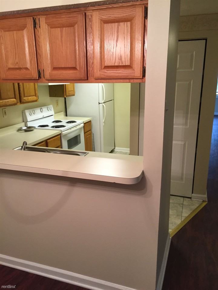 209 Maryland Ave - Photo 2 of 22