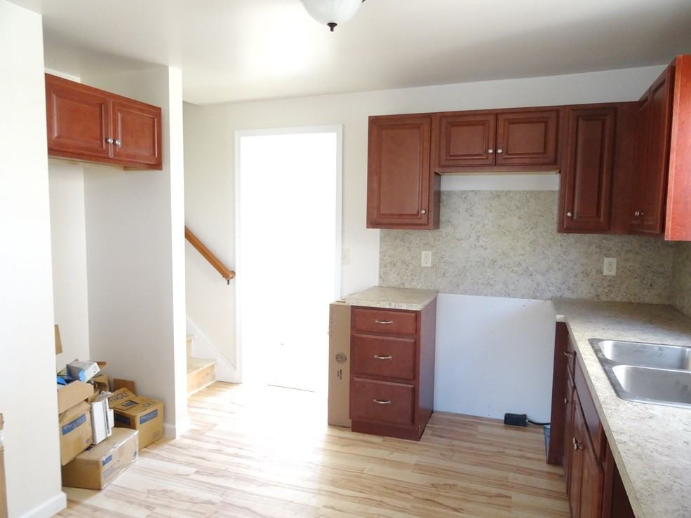 19 S Line Rd - Photo 3 of 10