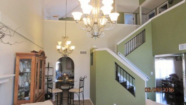 3864 Lynwood St - Photo 3 of 26