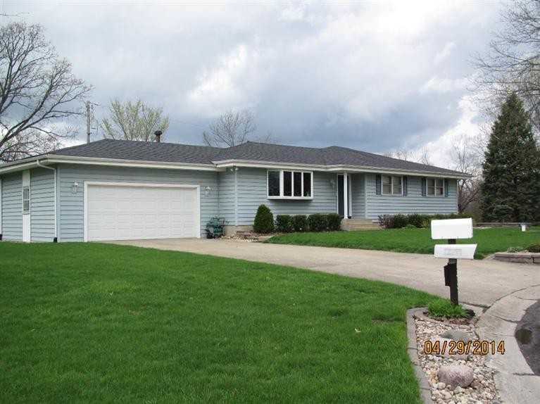 13508 E 78th Ct - Photo 2 of 12