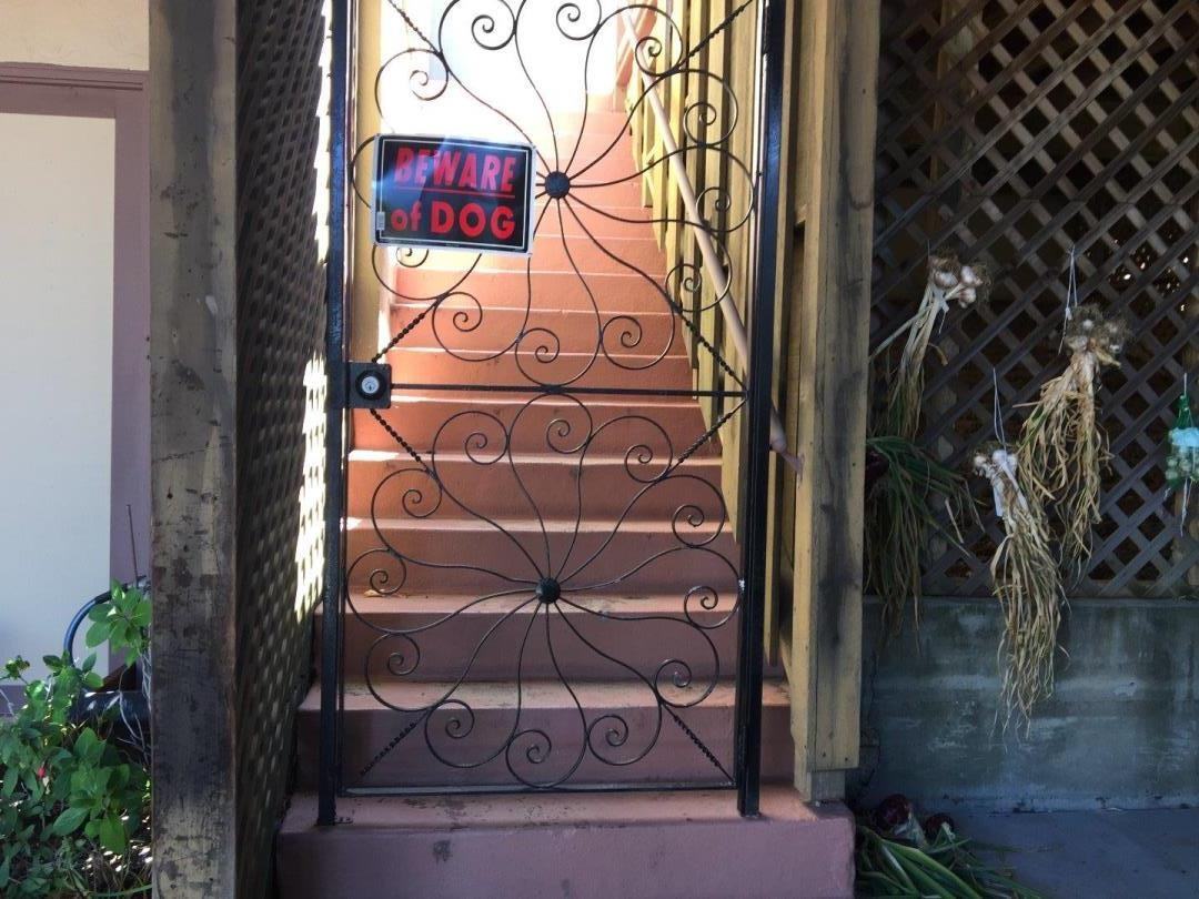 2522 Lincoln Ave - Photo 2 of 3