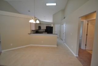 11834 Rossmayne Dr - Photo 3 of 6