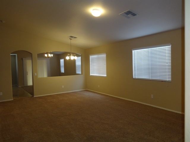 10913 W Minnezona Ave - Photo 3 of 13