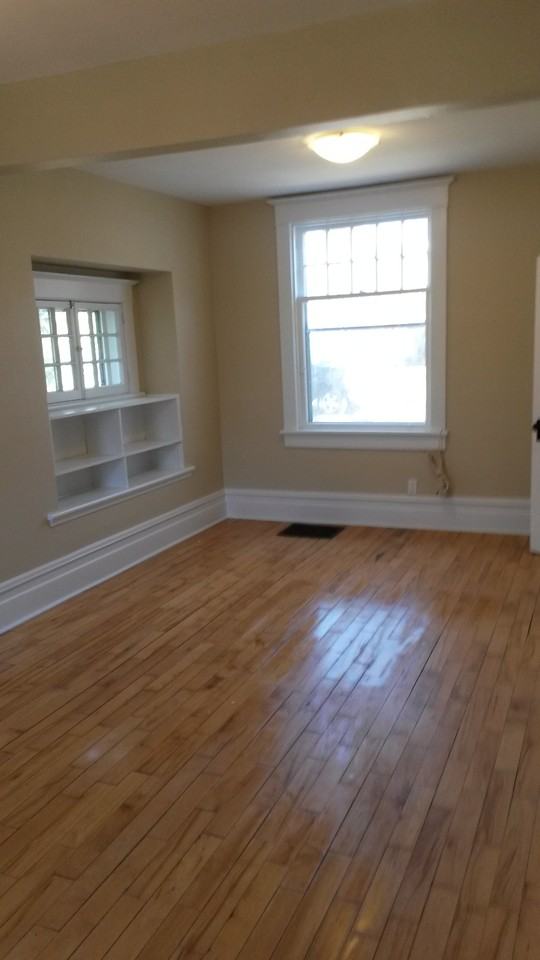 2195 Deschênes Street - Photo 3 of 8