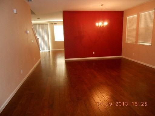 10186 Patti Way - Photo 3 of 13