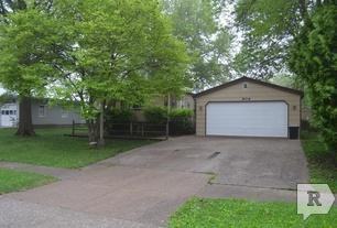 906 G Ave W - Photo 2 of 16