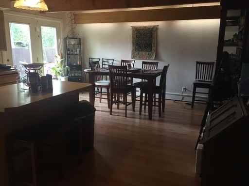 295 Cindy Dr - Photo 3 of 13