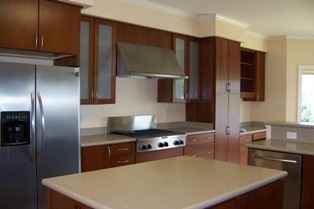 907 Coral Ct - Photo 3 of 32