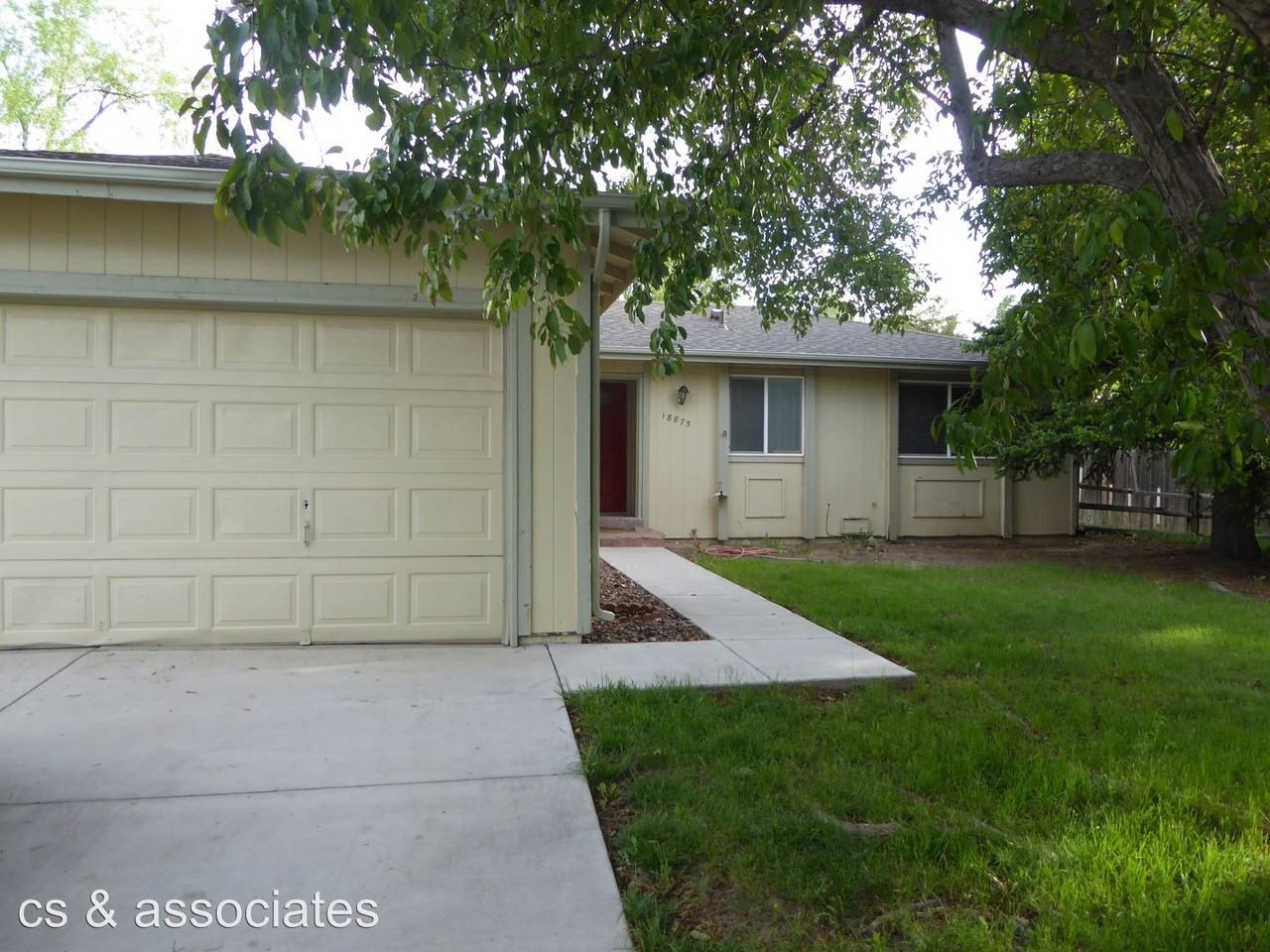 18875 W 59th Dr - Photo 2 of 9