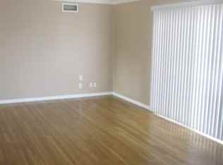 480 Georgia Ct - Photo 3 of 6