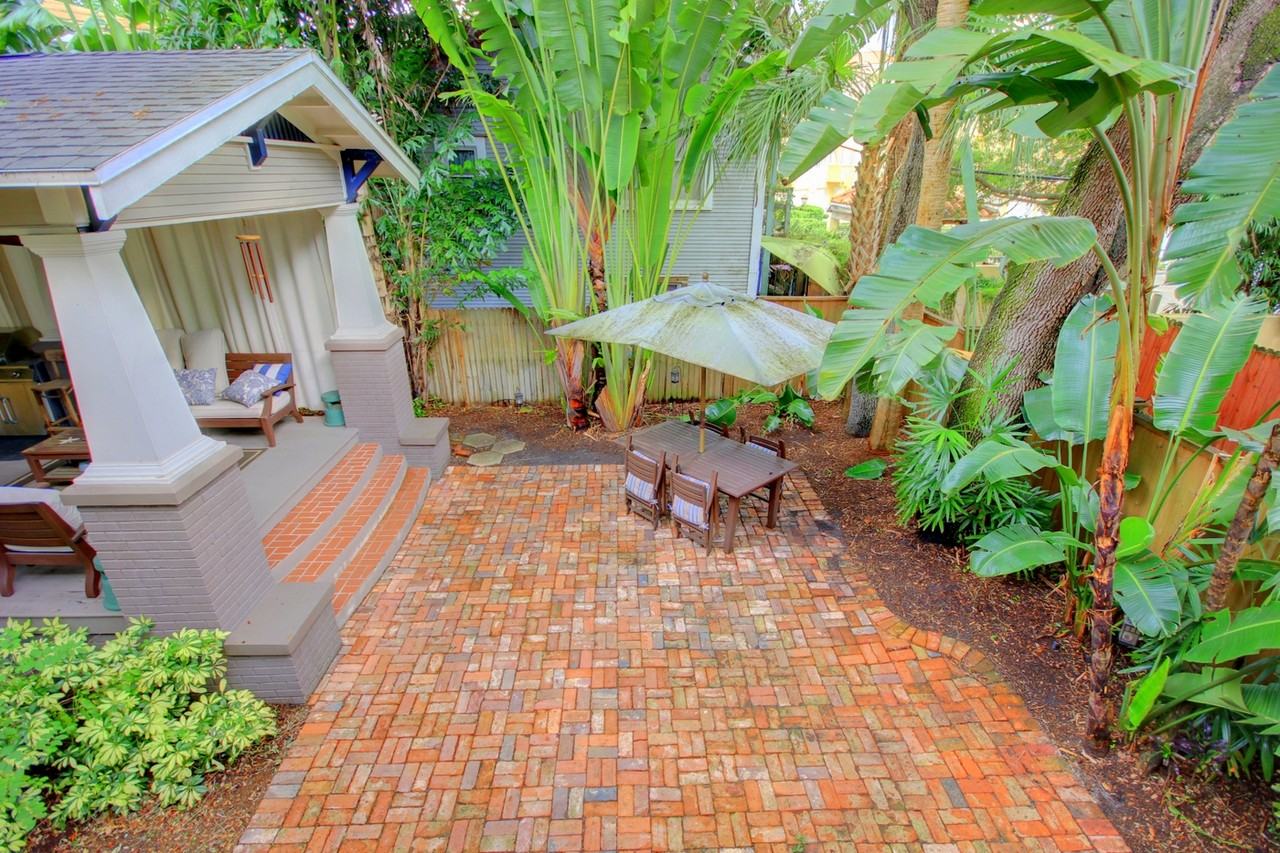 1902 W Dekle Ave - Photo 2 of 19