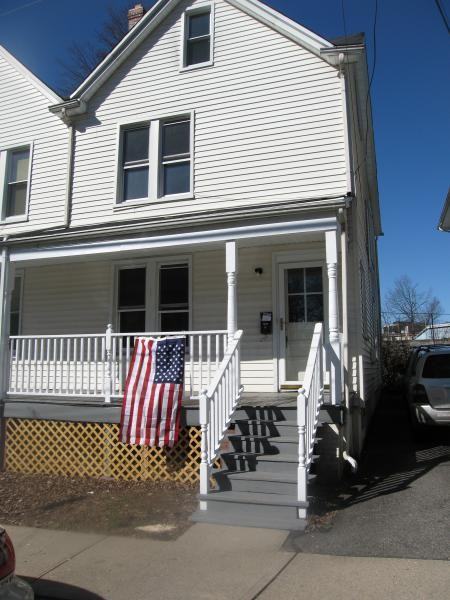 10 Olyphant Dr - Photo 2 of 10